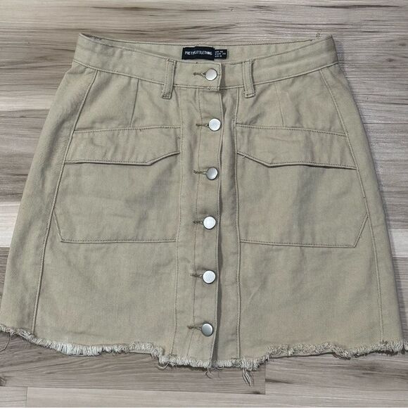 Prettylittlething Khaki Tan Button Up Mini Skirt Women's 6 - Picture 1 of 4